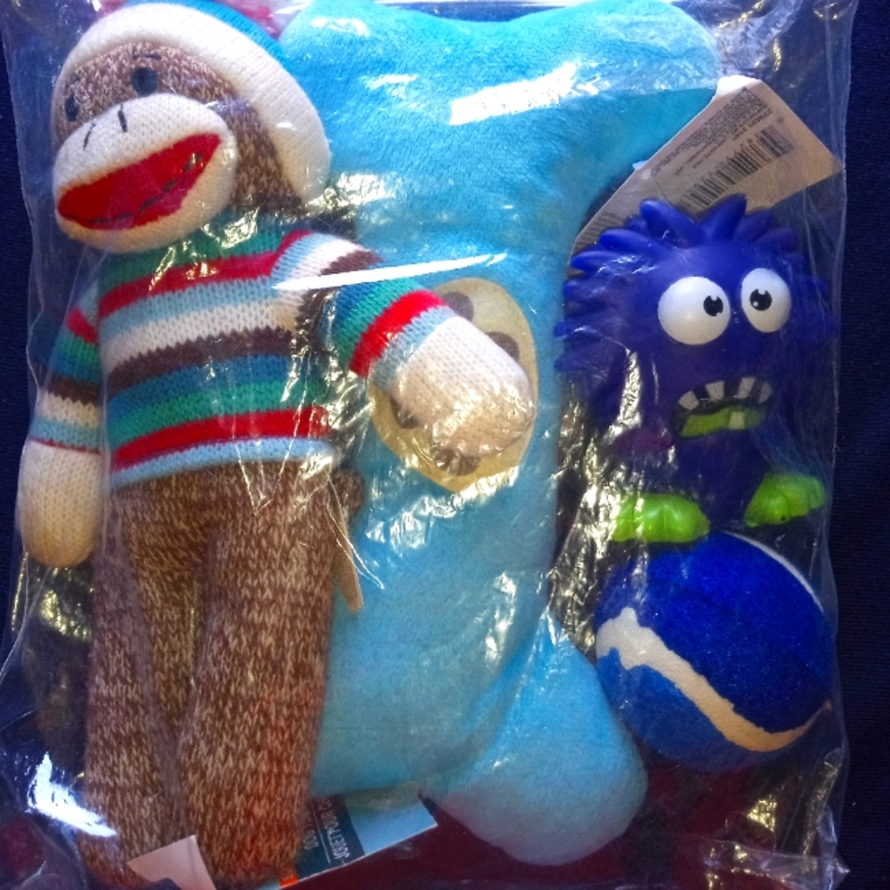 4 Pc Christmas Doggie Toy Bundle